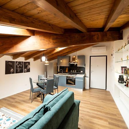 Abitare Il Tempo-Elegante E Moderno-Ad 1 Bus Da Roma Apartment Велетри Екстериор снимка