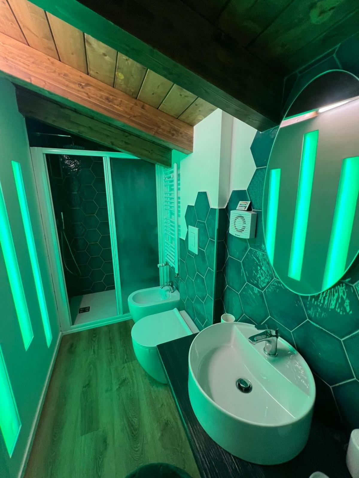 Abitare Il Tempo-Elegante E Moderno-Ad 1 Bus Da Roma Apartment Велетри Екстериор снимка