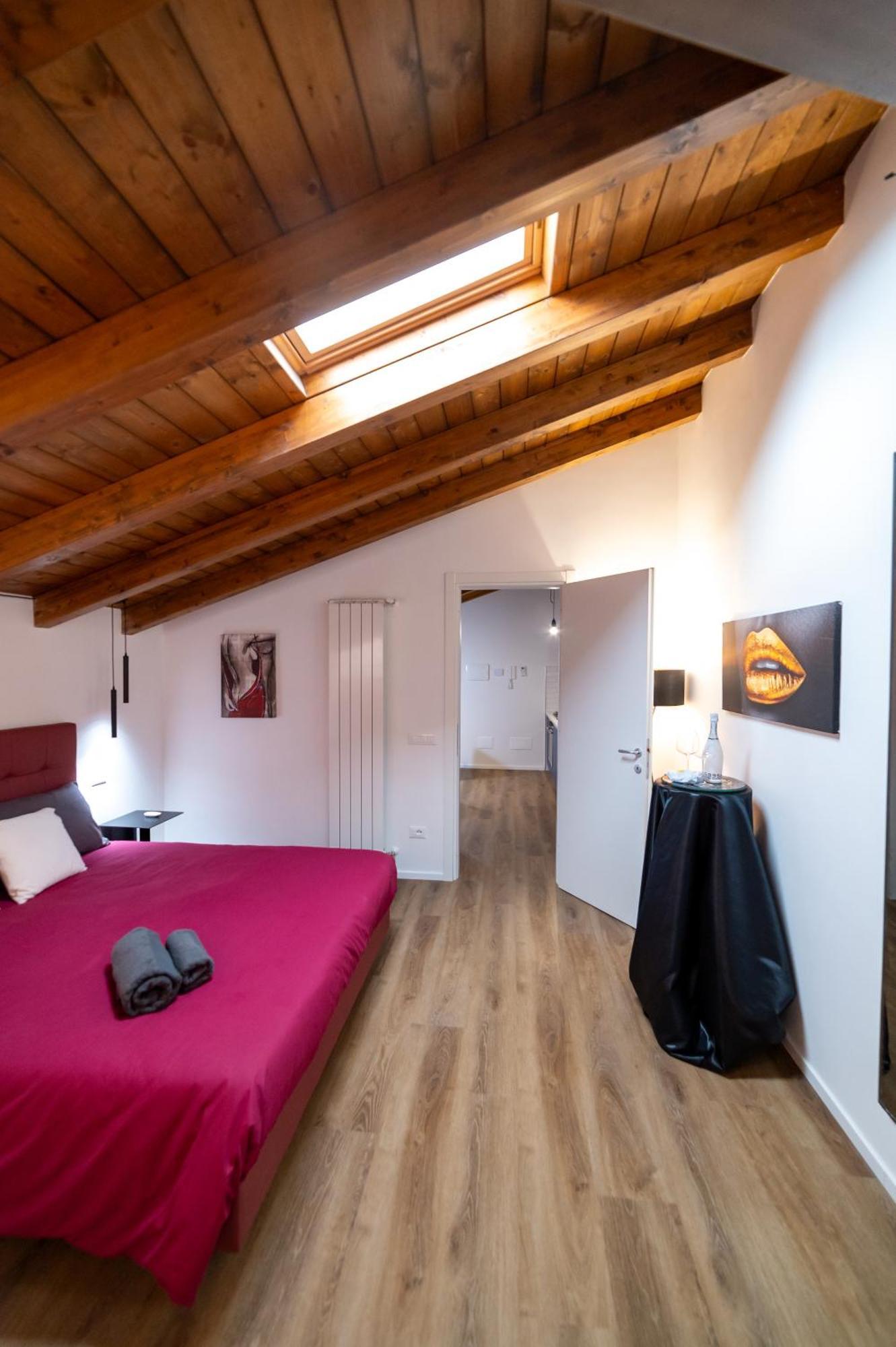 Abitare Il Tempo-Elegante E Moderno-Ad 1 Bus Da Roma Apartment Велетри Екстериор снимка